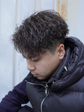 キングオブヘア バイ ノイズ 梅田茶屋町店(KING of hair by NOISM) 短髪フェードツイストスパイラルパーマ梅田メンズ髪型