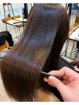 セットアップ 岡山北長瀬店(SET-UP) 髪質改善艶髪縮毛矯正ストレートトリートメント