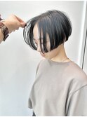 大人モード前下がり刈り上げハンサムショート耳かけ