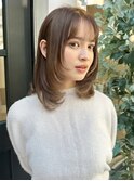 小顔見せ♪顔周りレイヤーのナチュラルミディ×フォギーベージュ