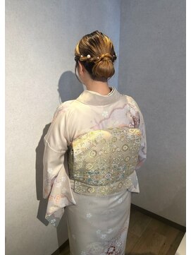 カウチ ヘアー ドレッシング(COUCH Hair Dressing) お宮参りのヘアセットと訪問着お着付け