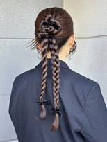 ヘアーアイストゥーレ(HAIR ICI TRE)&nbsp;ネジネジアレンジタイトアレンジリボンアレンジカチモリ結婚式