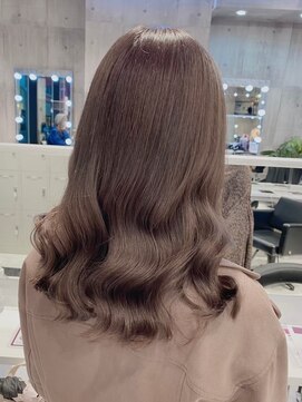 ワンズミラー 海老名店(ONE's MIRROR) ビターショコラ/テラコッタ/ミニウルフ/くすみブルー[海老名駅]