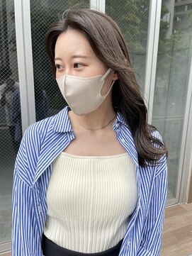 サク(Sac.) グレーベージュ×シルキーベージュ Sac.恵比寿 栃木優佑