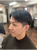 短めセンターパート、ショートヘア、刈り上げ