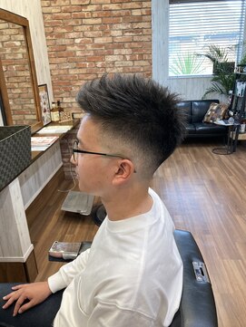 ライズヘアー(RISE HAIR) スキンフェード