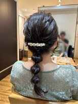 アロマ ヘアー ルーム 新宿3号店(AROMA hair room) 玉ねぎヘア・ミディアムヘアアレンジ/新宿/新宿三丁目