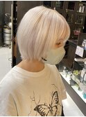 ホワイト/ブリーチカラー/ショート　【錦糸町北口】