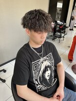 アイズ 海老名(AIZU)&nbsp;メンズマッシュ ツイストスパイラルパーマ ホワイトメッシュ