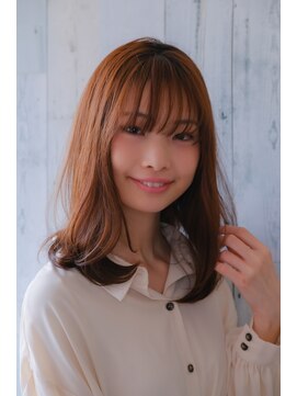 モコ(MOCO) アンニュイだけど大人可愛い・ルーズな印象のゆるロングヘア