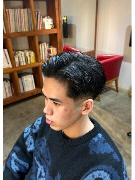 ビハインドザカーテン(BEHIND THE CURTAIN) 【メンズスタイル】ローフェード