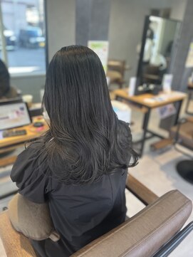 フレア・イデア(flare-想-) セミロング グレージュカラー