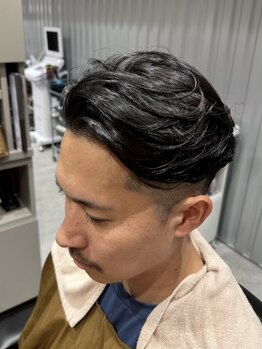 センス 大井町店の写真/《理容室/バーバー》眉毛一つで印象は大きく変わる！トータルケアで身だしなみを整えどんな時も清潔感を◎