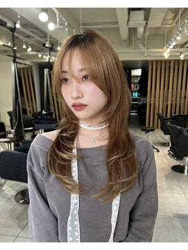 アクアオモテサンドウ(ACQUA omotesando) bロングレイヤーカットウルフカットハッシュカット