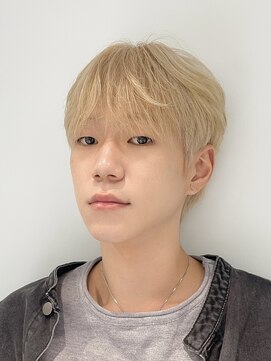 ノラ ウメダ(NORA UMEDA) ミルクティーベージュ×シースルーマッシュ