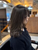 エル バイ ホーム(L by HOME)&nbsp;グレージュ　透明感　トーンダウンヘア　レイヤーカット