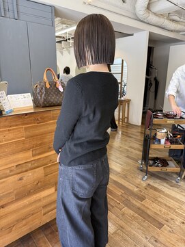 シロ(siro) 切りっぱなしボブ