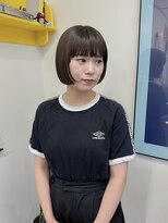 髪と自然&nbsp;丸みコンパクトボブ × ワイドバング