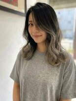 アッシュ 川崎店(Ash) グラデーションカラー グレージュ ブリーチあり