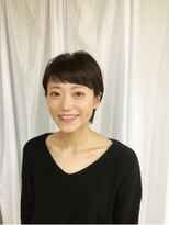 エノモト(ENOMOTO)&nbsp;ダークショコラ耳掛け小顔オン眉ショート大人可愛い30代40代