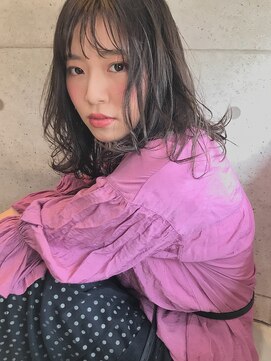 イロ 美容室(IRO+) ラベンダーグレージュ×シースルーカットで女っぽヘアに！by白井