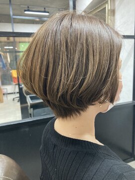 ロミータ by P.C.H(Lomita) シルバーベージュ