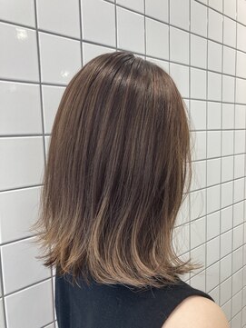 マウ(MAW?) natural highlight beige