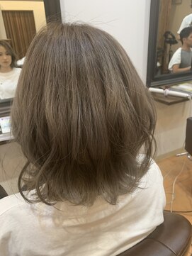 グリッター (Glitter) 20代30代40代50代☆くびれボブディ