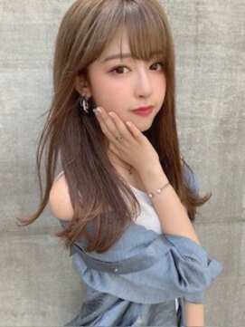 アイユー(ii+U) シルキーベージュ　ニュアンスカラー　レイヤーロング