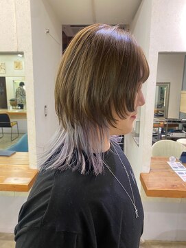 キサイ バズ(kisai BUZZ) インナーカラー/ウルフヘア