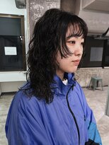 ロジ(loji)&nbsp;顔周りカットと、メリハリのロングパーマ