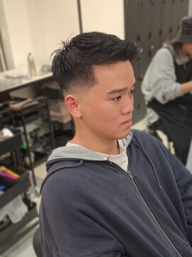 ラピス 名古屋駅前店(Lapis) フェードショート