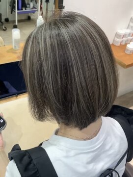 アップ(A+hair) くびれショートボブ40代50代グレイカラー白髪染め白髪ぼかし