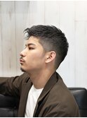 ワイルドアップバングブレイキングカジュアルダウンスタイル