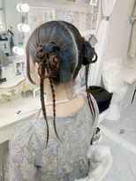 リムネ(RIMUNE)&nbsp;韓国風ヘア／三つ編み／タイト／ツイン