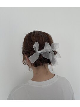 シアン(cyan) ふわふわリボンヘアアレンジ