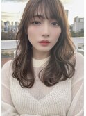 大人シルキ-レイヤーモードベージュミディアムヘア
