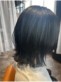 くびれボブ　ブルーブラック
