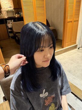 シータ 坂戸北口店(THETA) 顔まわりレイヤー×ネイビー