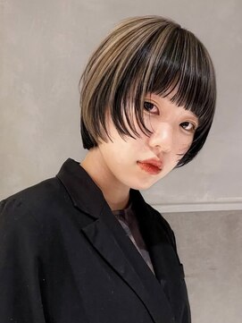 キャロルガーデンズ ボコカ 表参道(Carroll Gardens bococa) 【azu】デザインカラー レイヤーショート ブリーチ