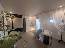 アルヴェラヘアエッセンス(ARVELA hair essence)の雰囲気(トリートメントをしっかり髪に浸透させるシャンプースペース)