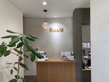 ルーム ビューティー アンド ヘアー(RooM)の写真