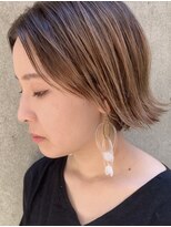 フィル(fil)&nbsp;ミニボブ／ベージュグラデーションカラー