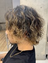 フィフス(fifth) 登坂広臣風 スパイラルパーマ ハイライトカラー かき上げヘア