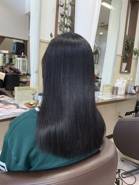 コアフィールフィス(COIFFURE fils) 新規お得クーポンあり！【見附　今町】黒髪ストレートヘア