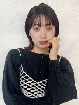 トリコ ショップアンドヘアサロン(tricot shop hair salon) タイトな外はねミディアム