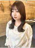 上品ゆったりくびれウェーブレイヤーカット×バーガンディー