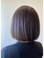 スリーバイザサロン(THREE by the salon) 肩上ボブ