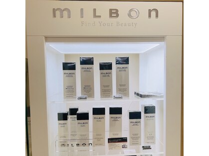 サロン ドゥ ファシル(salon de Facile)の写真
