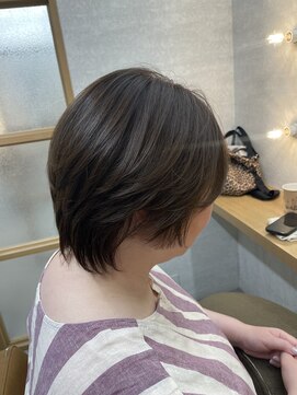 アレクサ 保谷(ALEXA) ひしがたショート すらっと見せたい人にオヌヌメ